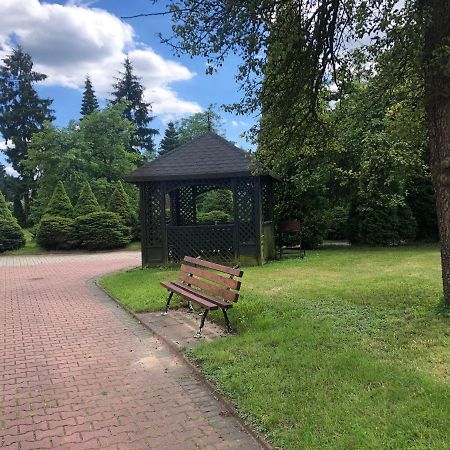 Hotel Zameczek Радомско Екстериор снимка