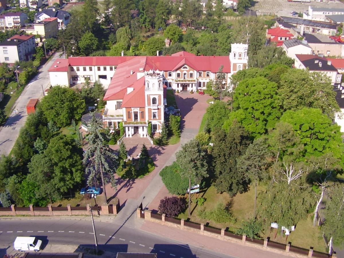 Hotel Zameczek Радомско Екстериор снимка